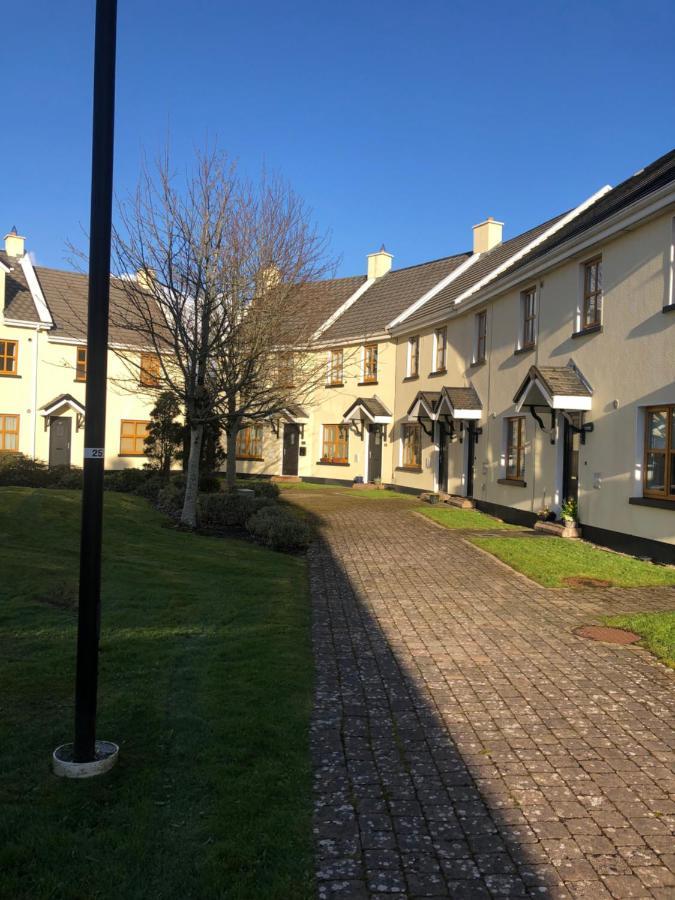 Self Catering Oranmore Villa Esterno foto