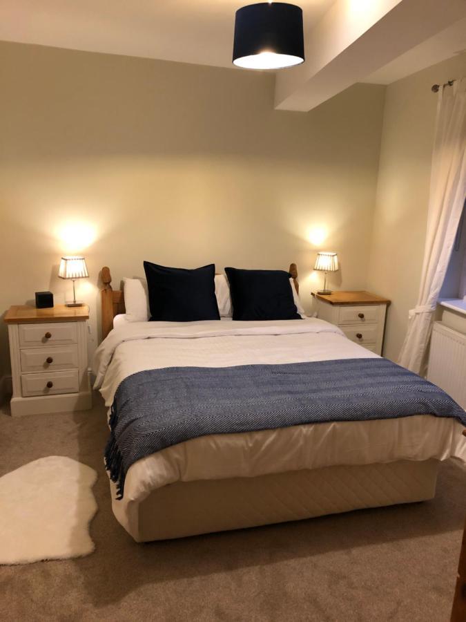 Self Catering Oranmore Villa Esterno foto