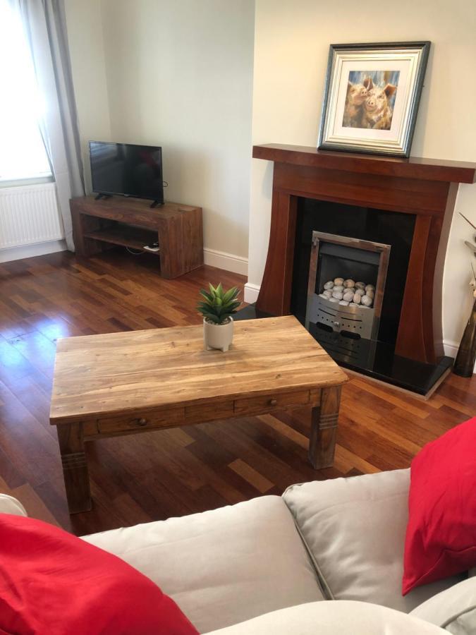 Self Catering Oranmore Villa Esterno foto